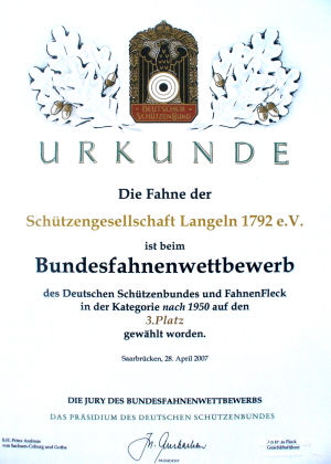 Fahne_Urkunde